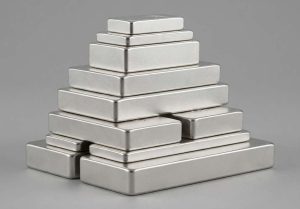 The Risk of the U.S. Dollar in Global Investment Portfolios